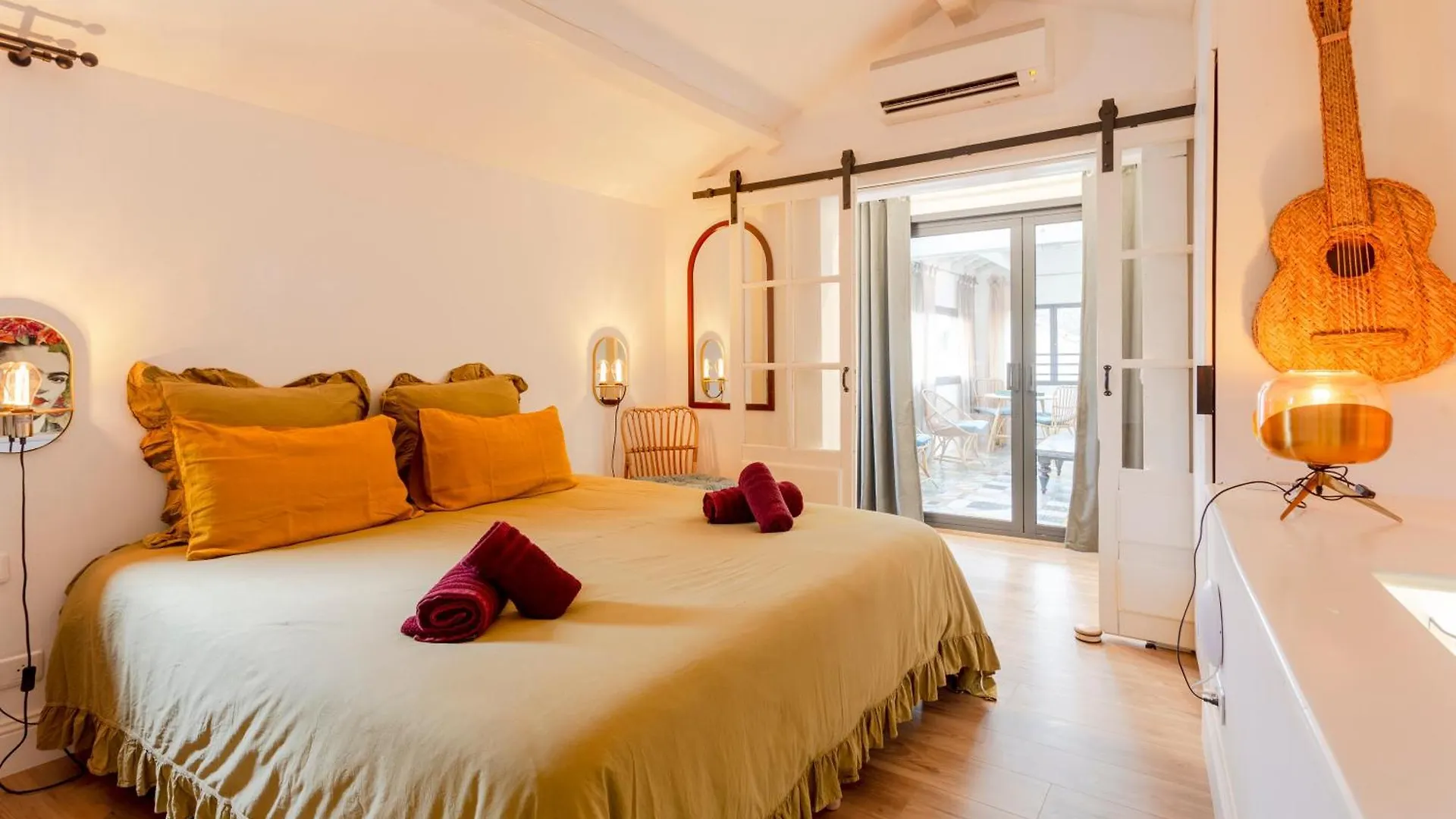 Le 9 Victor Hugo Vue Sur Les Toits, Loft Triplex Avec Terrasse, Intra Muros Saint-Rémy-de-Provence Сasa de vacaciones