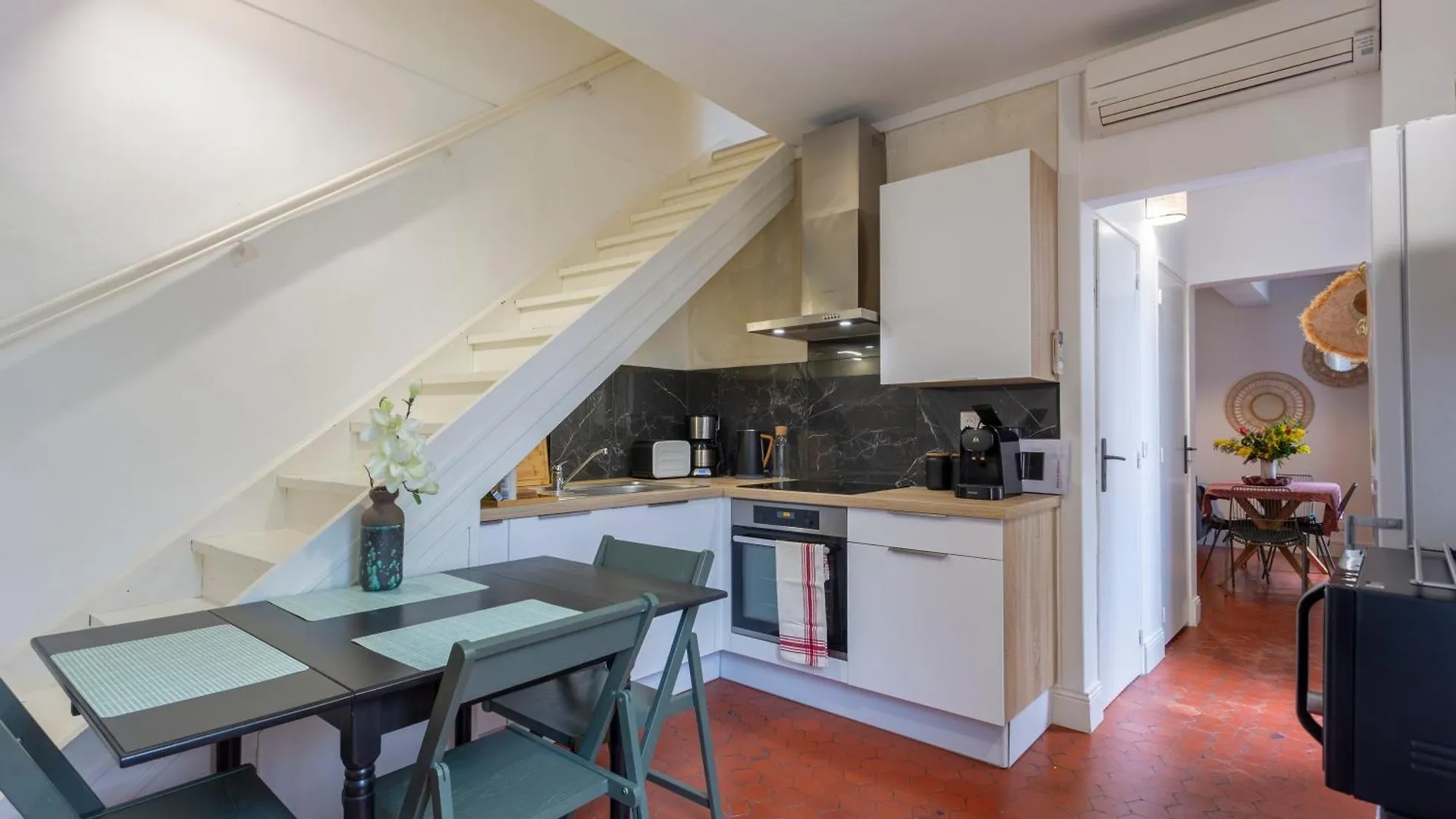 Сasa de vacaciones Le 9 Victor Hugo Vue Sur Les Toits, Loft Triplex Avec Terrasse, Intra Muros Saint-Rémy-de-Provence