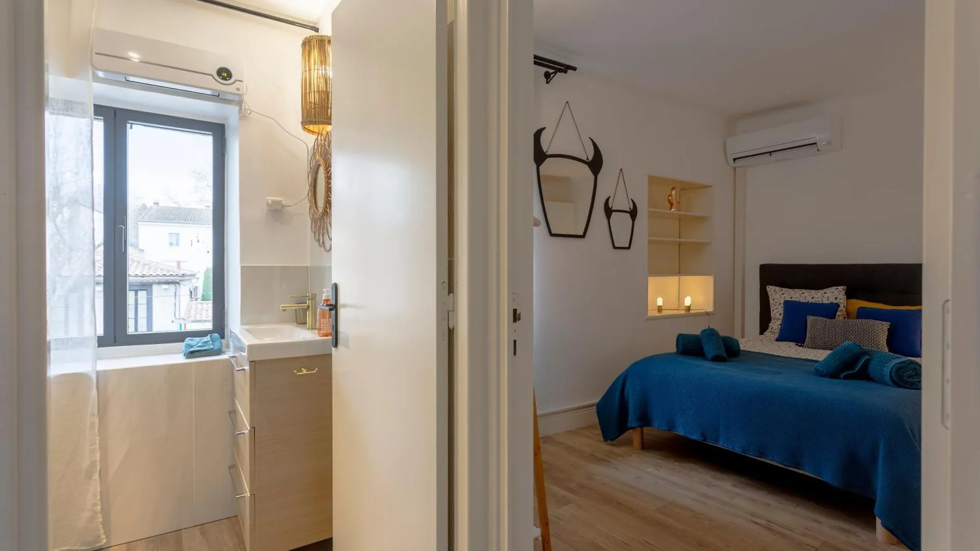 Le 9 Victor Hugo Vue Sur Les Toits, Loft Triplex Avec Terrasse, Intra Muros Saint-Rémy-de-Provence