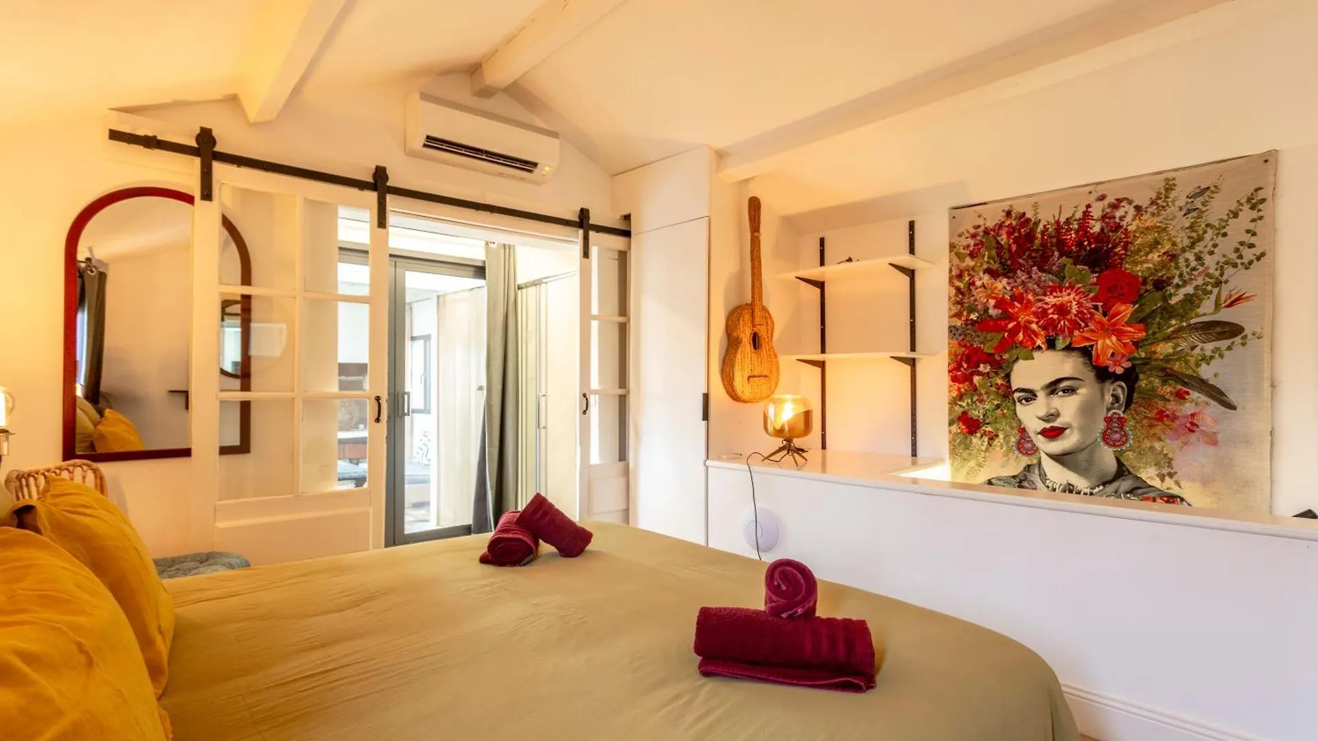 Le 9 Victor Hugo Vue Sur Les Toits, Loft Triplex Avec Terrasse, Intra Muros Saint-Rémy-de-Provence 0*,  Francia